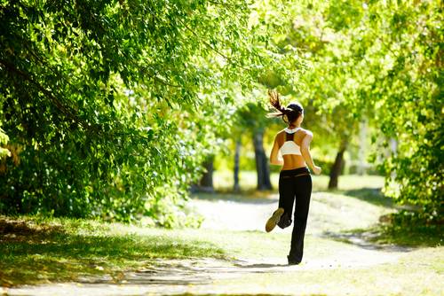 Is It Better To Exercise Indoors Or Outdoors?
