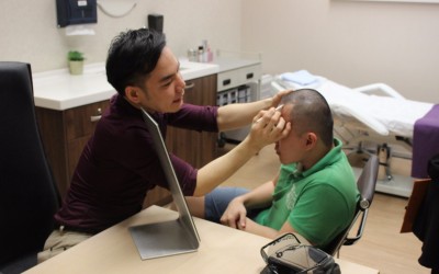 Dr Foo Wing Jian of Premier Clinic Performed the FUE Hair Transplant Procedure